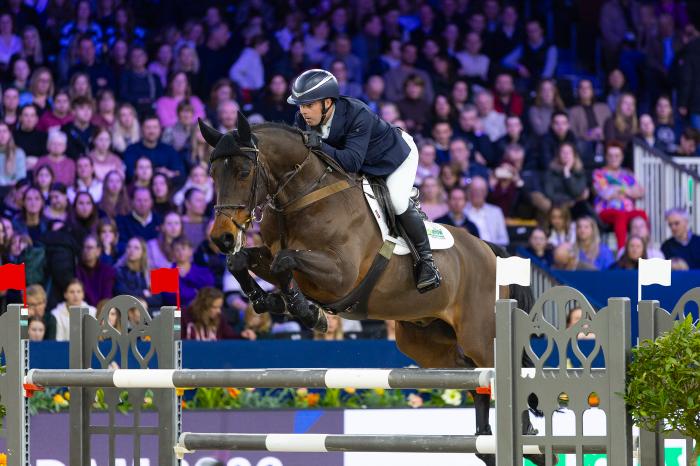 Robert Whitaker-Gentlemen vh Veldhof-AMST26L42557 (1)